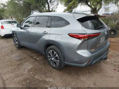 2021 Toyota Highlander Xle VIN 5TDHZRAH4MS043244 фото 3