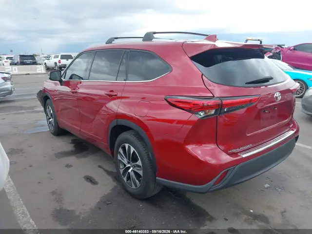 2021 Toyota Highlander Xle VIN 5TDHZRAH5MS083168 фото 3