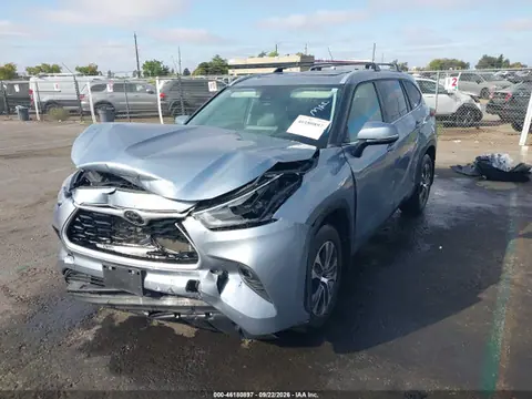 2023 Toyota Highlander Xle VIN 5TDKDRBH7PS017082 фото 2