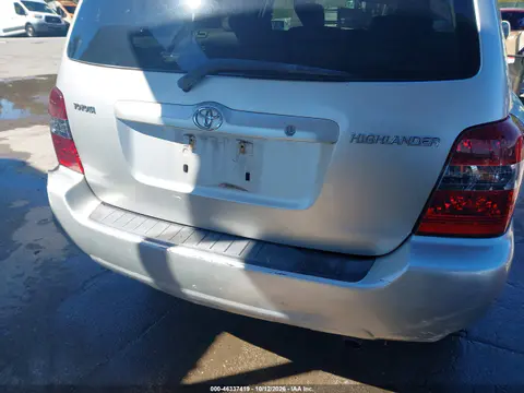JTEGD21A760147992 — 2006 Toyota Highlander, Правая сторона, фото до ремонта
