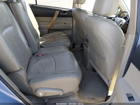 2008 Toyota Highlander Hybrid Limited VIN JTEEW44A082011137 фото 9