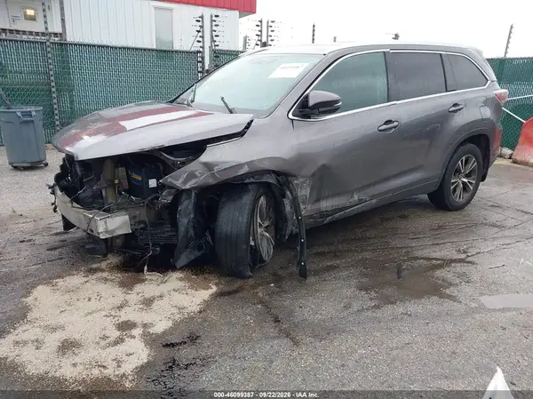 5TDJKRFH7GS310489 — 2016 Toyota Highlander, фото 2 с аукциона IAAI, Передняя часть