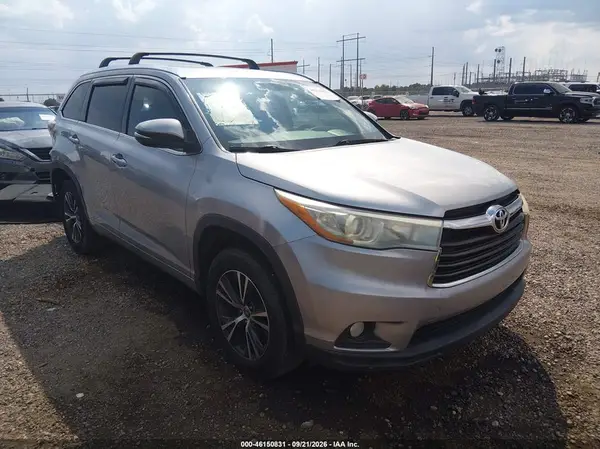5TDKKRFH2GS131166 — 2016 Toyota Highlander, Задняя часть слева (Left Rear), фото до ремонта