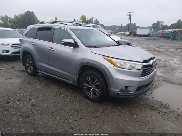5TDJKRFH5GS507046 — 2016 Toyota Highlander, Левый бок (Left Side), фото до ремонта