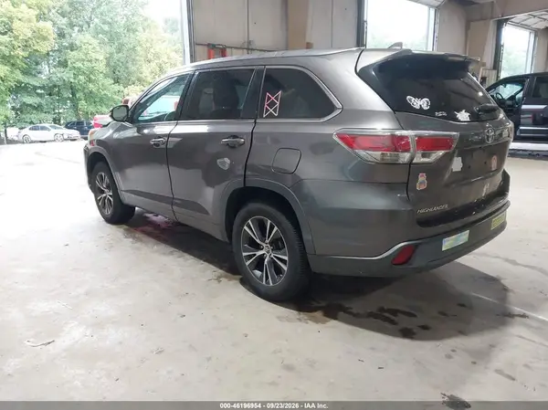 5TDKKRFH2GS122788 — 2016 Toyota Highlander, фото 3 с аукциона IAAI, Передняя часть