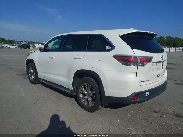 5TDZKRFH8GS149511 — 2016 Toyota Highlander, фото 3 с аукциона IAAI, Передняя часть