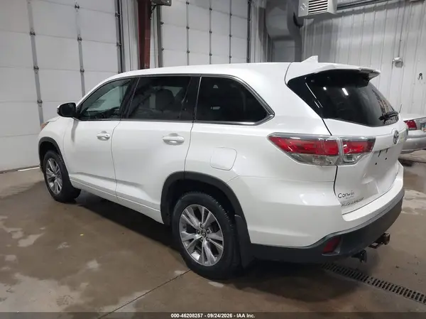 2016 TOYOTA HIGHLANDER VIN 5TDBKRFH9GS315794 фото 3