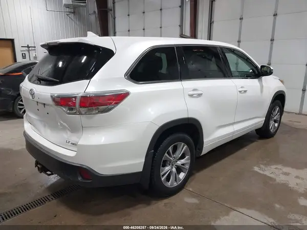 2016 TOYOTA HIGHLANDER VIN 5TDBKRFH9GS315794 фото 4