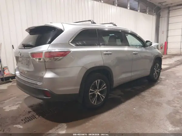 5TDKKRFH1GS126959 — 2016 Toyota Highlander, фото 4 с аукциона IAAI, Передняя часть