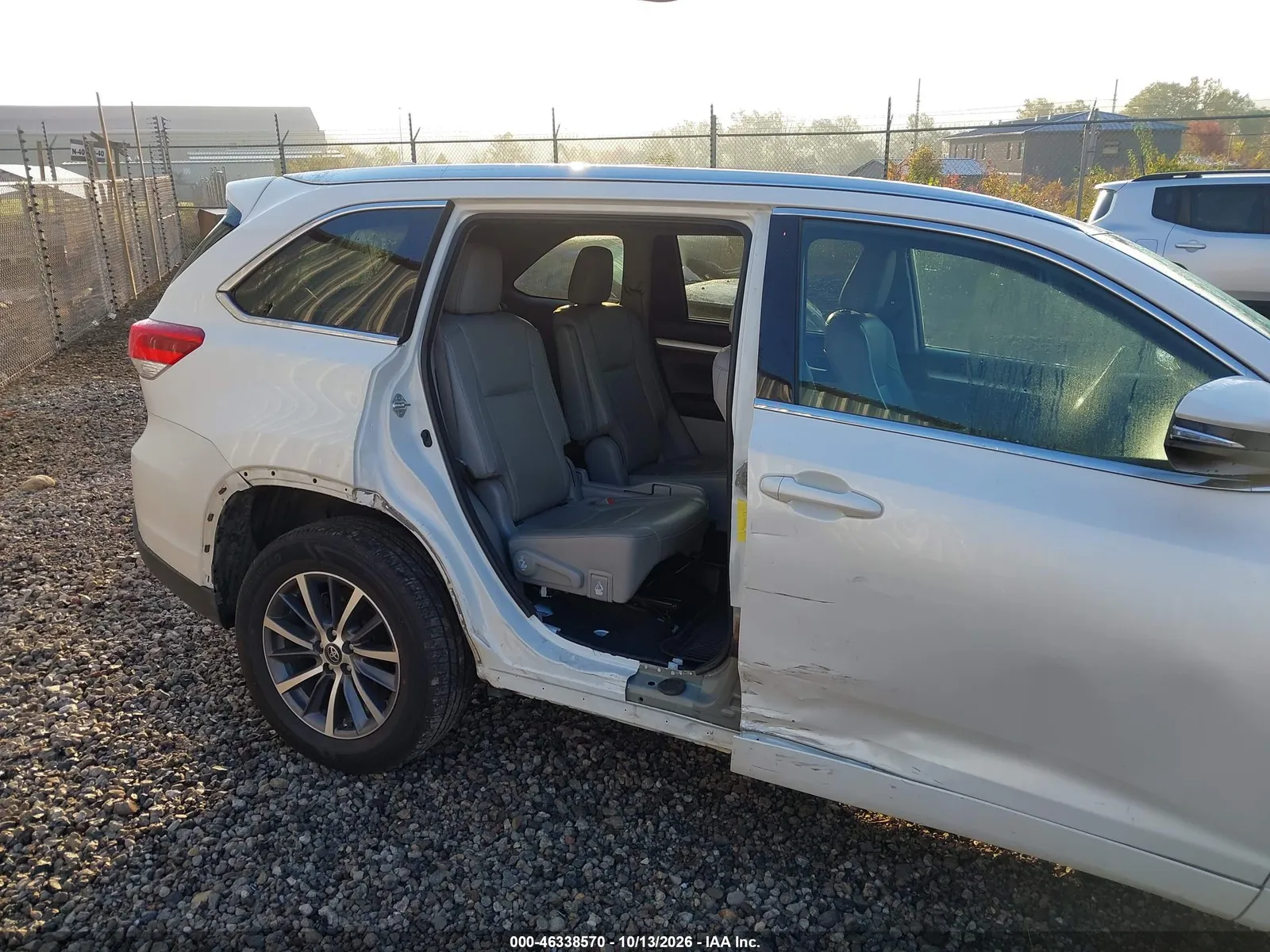 2017 Toyota Highlander Xle VIN 5TDJZRFH5HS400463 фото 7