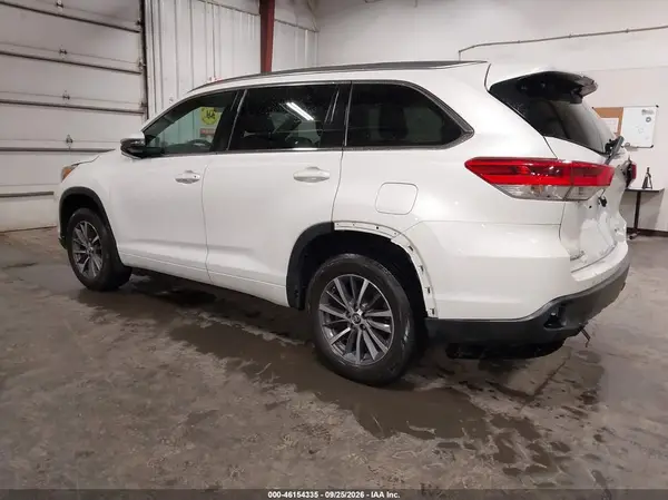 2018 TOYOTA HIGHLANDER VIN 5TDJZRFH4JS823606 фото 3