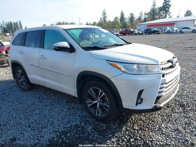 5TDBZRFH7JS891757 — 2018 Toyota Highlander, Задняя часть (Rear), фото до ремонта