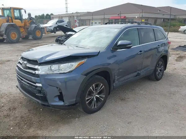 2018 TOYOTA HIGHLANDER VIN 5TDBZRFH5JS876514 фото 2