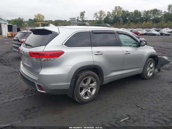 5TDDZRFH2JS867519 — 2018 Toyota Highlander, фото 4 с аукциона IAAI, Передняя часть