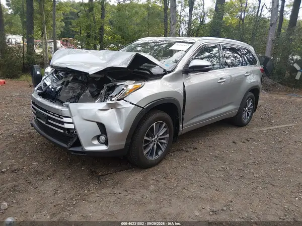 5TDJZRFH4JS532510 — 2018 Toyota Highlander, фото 2 с аукциона IAAI, Передняя часть