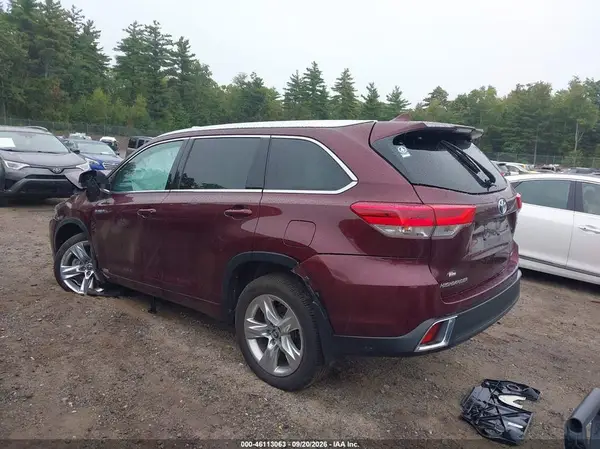 5TDDGRFH9KS054511 — 2019 Toyota Highlander, фото 3 с аукциона IAAI, Передняя часть