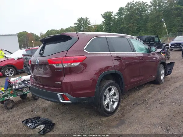 5TDDGRFH9KS054511 — 2019 Toyota Highlander, фото 4 с аукциона IAAI, Передняя часть