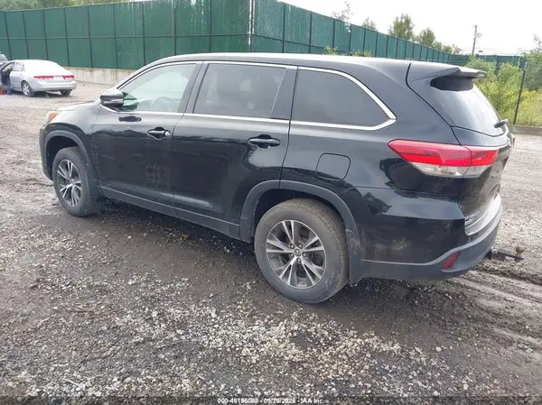 5TDBZRFH0KS921845 — 2019 Toyota Highlander, фото 3 с аукциона IAAI 12.10.2026, Повреждения со всех сторон