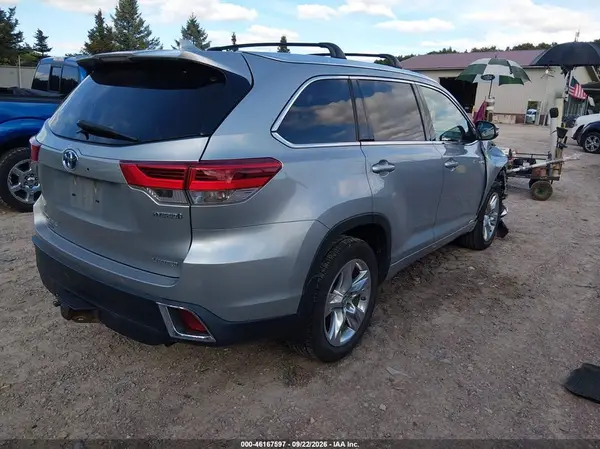 5TDDGRFH1KS072744 — 2019 Toyota Highlander, фото 4 с аукциона IAAI 08.10.2026, Передняя часть справа
