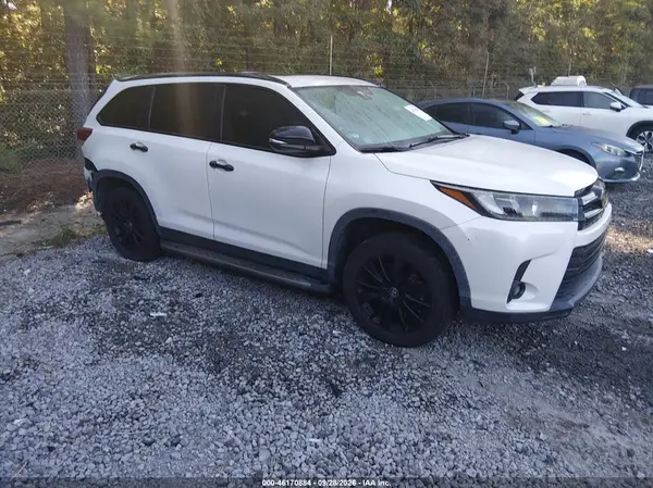 5TDKZRFH6KS329365 — 2019 Toyota Highlander, Задняя часть (Rear), фото до ремонта