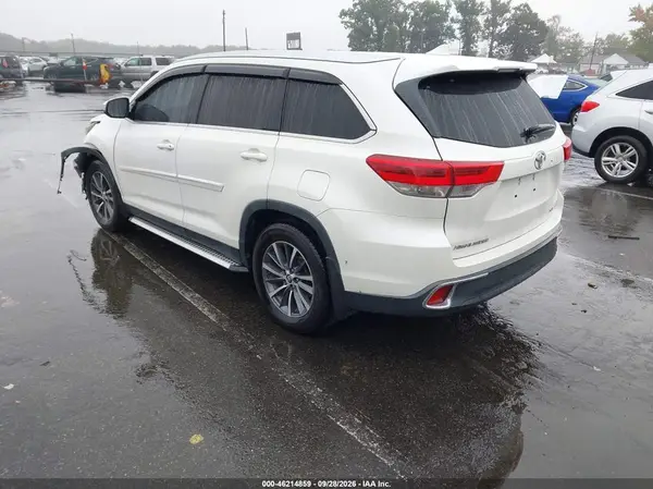 5TDJZRFH3KS605982 — 2019 Toyota Highlander, фото 3 с аукциона IAAI, Передняя часть