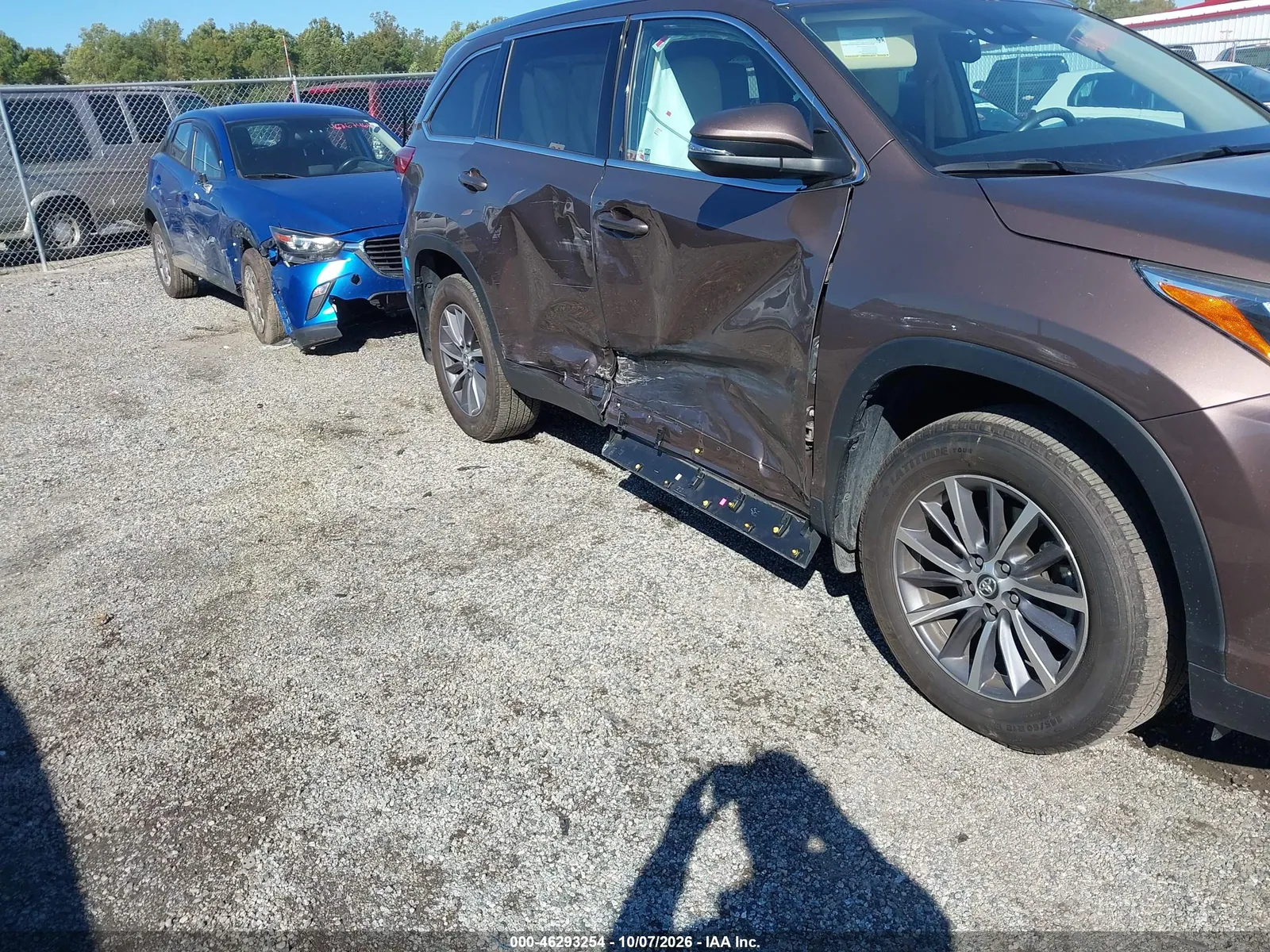 2019 Toyota Highlander Xle VIN 5TDJZRFH5KS978229 фото 7