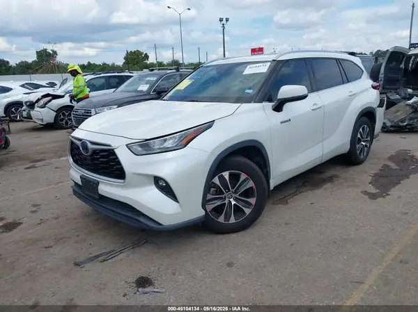 5TDGARAHXLS502715 — 2020 Toyota Highlander, фото 2 с аукциона IAAI 14.10.2026, Задняя часть