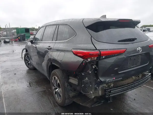 5TDGZRAH4LS003997 — 2020 Toyota Highlander, фото 3 с аукциона IAAI, Передняя и задняя части