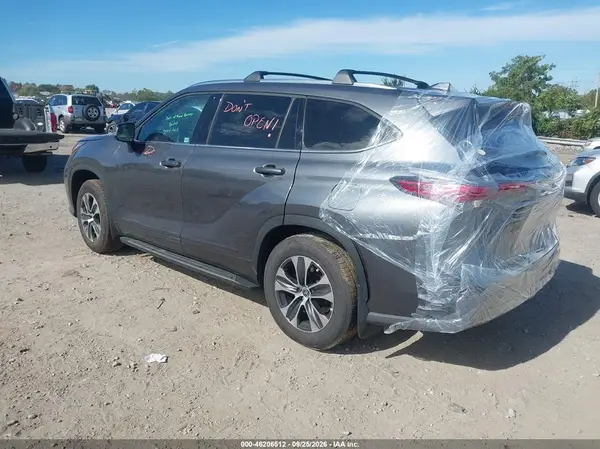 5TDGZRBH0MS554606 — 2021 Toyota Highlander, фото 3 с аукциона IAAI, Задняя часть справа