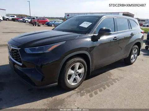 2021 Toyota Highlander L VIN 5TDCZRBHXMS092487 фото 3
