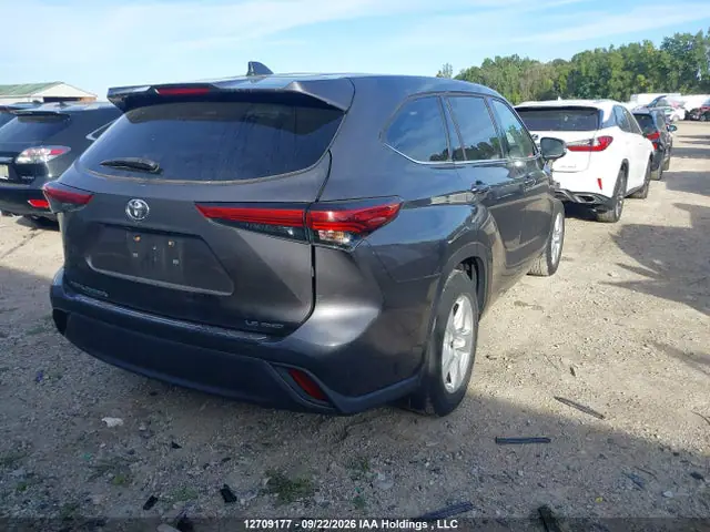 5TDBZRBH7NS574539 — 2022 Toyota Highlander, фото 4 с аукциона IAAI 14.10.2026, Передняя часть