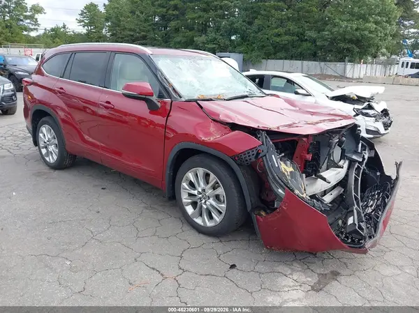 5TDDZRBH6NS587243 — 2022 Toyota Highlander, Передняя часть (Front End), фото до ремонта