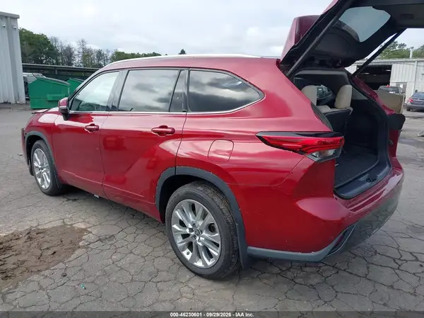 5TDDZRBH6NS587243 — 2022 Toyota Highlander, фото 3 с аукциона IAAI, Передняя часть
