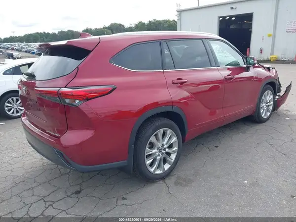 5TDDZRBH6NS587243 — 2022 Toyota Highlander, фото 4 с аукциона IAAI, Передняя часть