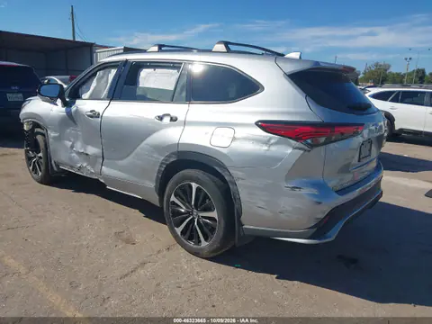 2022 Toyota Highlander Xse VIN 5TDJZRAH2NS098794 фото 4