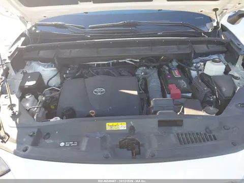 2022 Toyota Highlander Xle VIN 5TDHZRAH3NS104715 фото 11