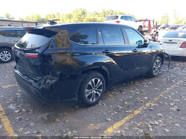 5TDKDRBH9PS511086 — 2023 Toyota Highlander, фото 4 с аукциона IAAI, Передняя часть