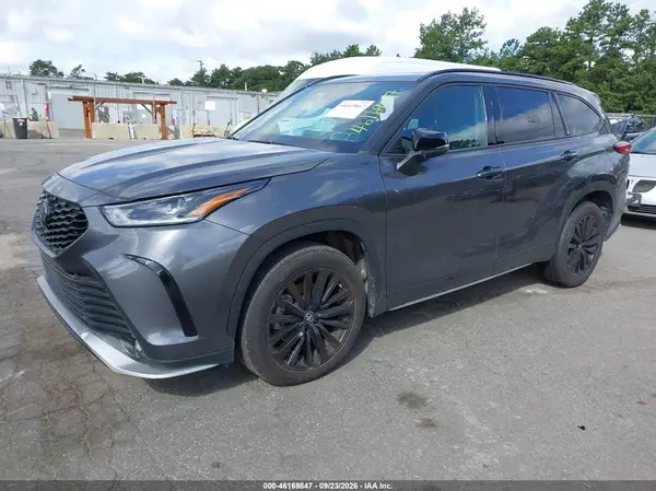 5TDKDRBH6PS526788 — 2023 Toyota Highlander, фото 2 с аукциона IAAI, Угон