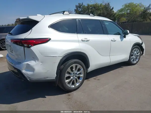 5TDKDRAH2PS009134 — 2023 Toyota Highlander, фото 4 с аукциона IAAI, Передняя часть слева