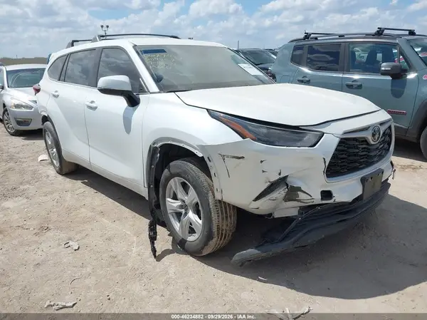 5TDKDRAHXPS504567 — 2023 Toyota Highlander, Передняя часть (Front & Rear), фото до ремонта