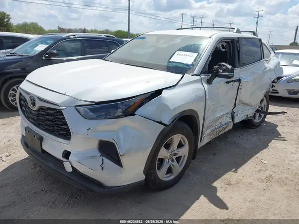 5TDKDRAHXPS504567 — 2023 Toyota Highlander, фото 2 с аукциона IAAI, Передняя и задняя части