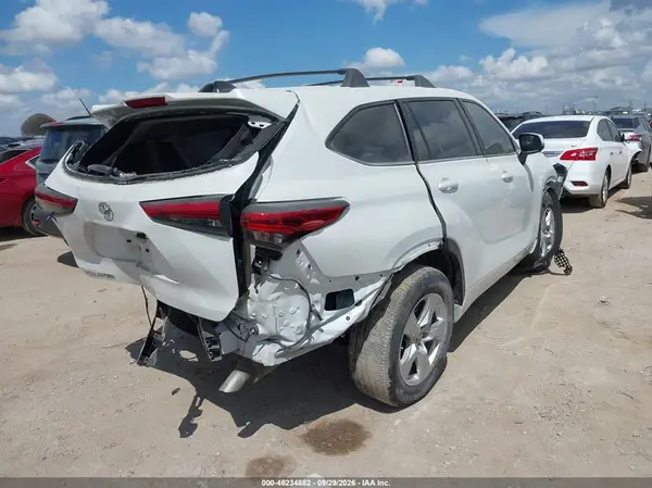 5TDKDRAHXPS504567 — 2023 Toyota Highlander, фото 4 с аукциона IAAI, Передняя и задняя части
