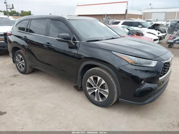 5TDKDRBH1RS528905 — 2024 Toyota Highlander, Град (Hail), фото до ремонта