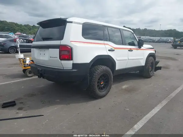 JTEABFAJ0SK031468 — 2025 Toyota Land Cruiser, фото 4 с аукциона IAAI, Передняя часть