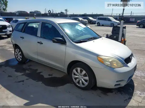 2T1KR32E23C101236 — 2003 Toyota Matrix, Задняя часть, фото до ремонта