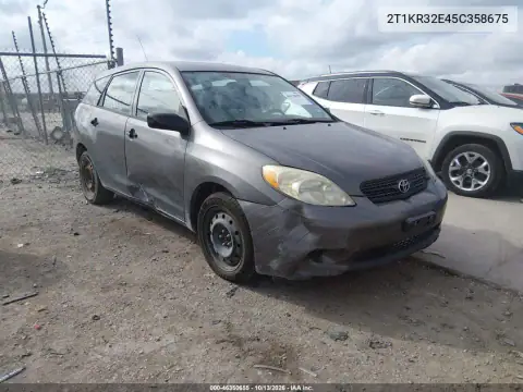 2T1KR32E45C358675 — 2005 Toyota Matrix, Естественный износ, фото до ремонта