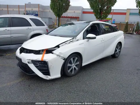 2016 Toyota Mirai VIN JTDBVRBD3GA000481 фото 2