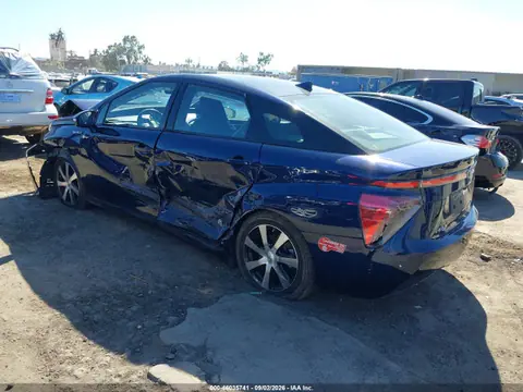 2017 Toyota Mirai VIN JTDBVRBD0HA002819 фото 3