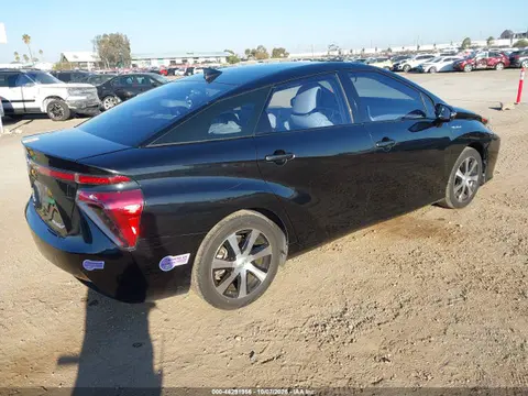 2018 Toyota Mirai VIN JTDBVRBD1JA004679 фото 4