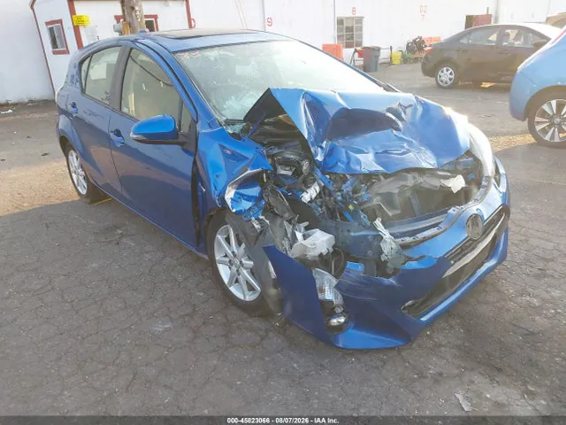 2016 Toyota Prius C Four VIN JTDKDTB34G1134505 фото 1